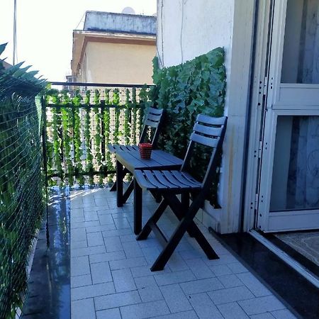 Casa Buono - Aeroporto Di Capodichino Apartment Napoli Bagian luar foto